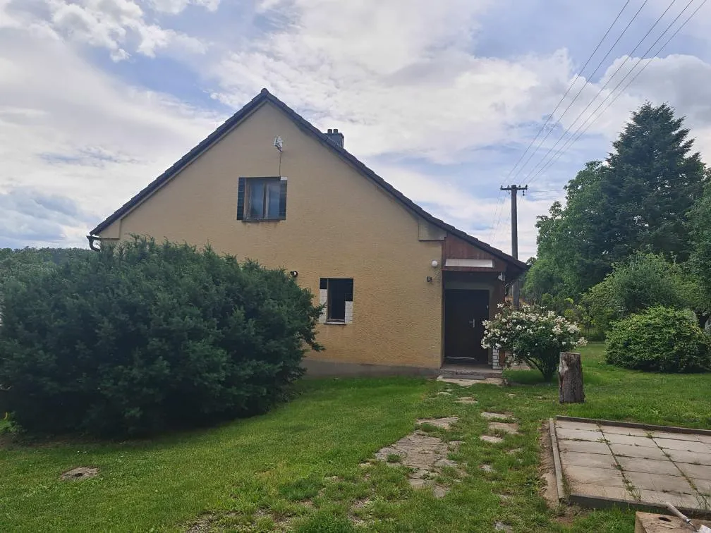 Prodej rodinného domu 117 m², pozemek 3547 m²